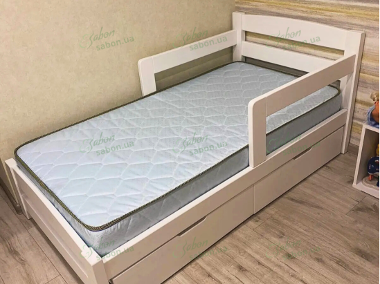 Детская кровать Скай из натурального дерева 2 