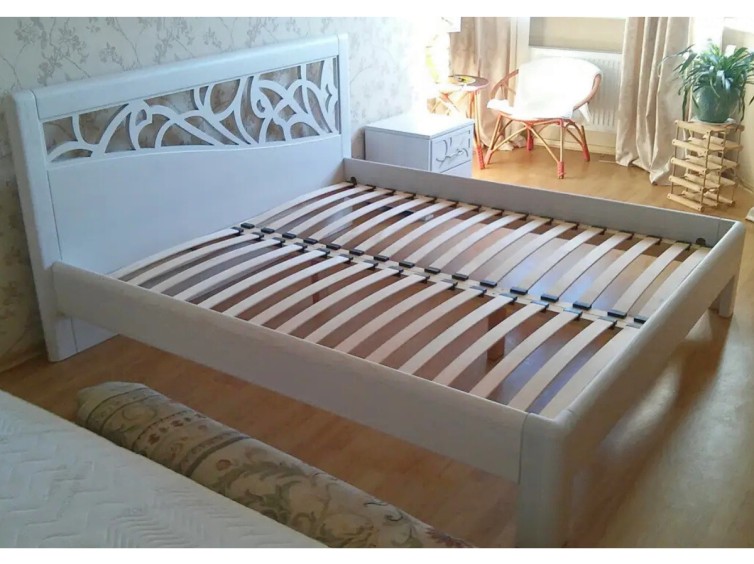 Деревянная кровать Италия 4 