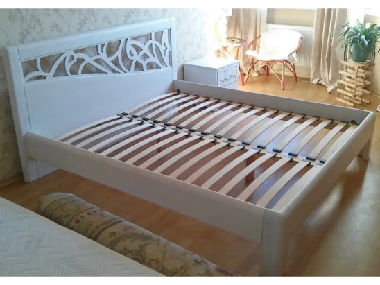 Дерев'яне ліжко Італія 2