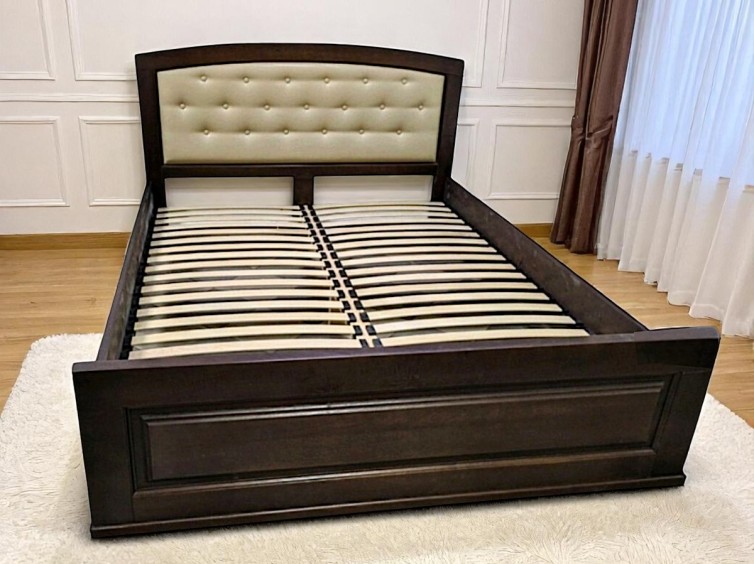 Деревянная кровать Жаклин 1