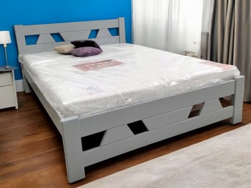 Деревянная кровать Треугольник